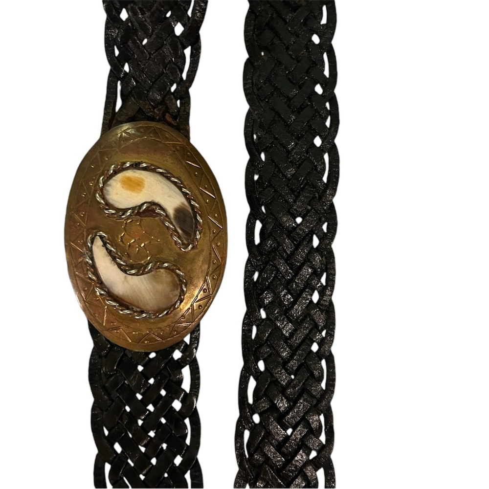 Trendy Black Woven Leather Belt with brass buckle . 40” length - Picture 2 of 4
